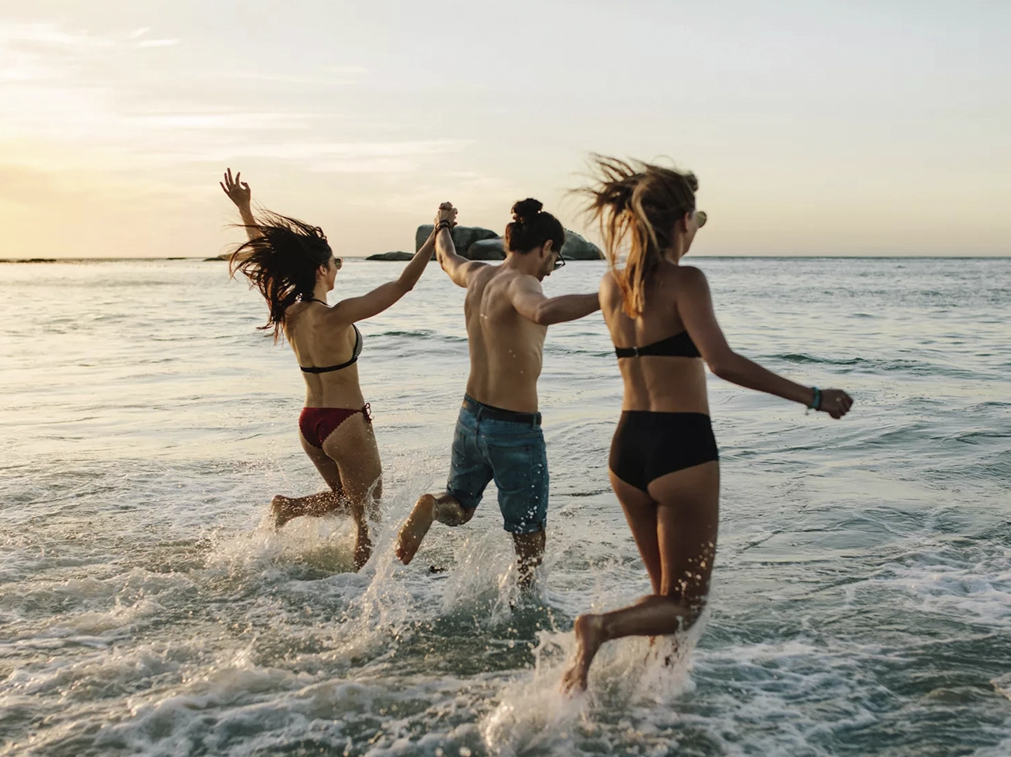 f9677e1e-d259-4a63-8a15-1629382c8d7a-view-2